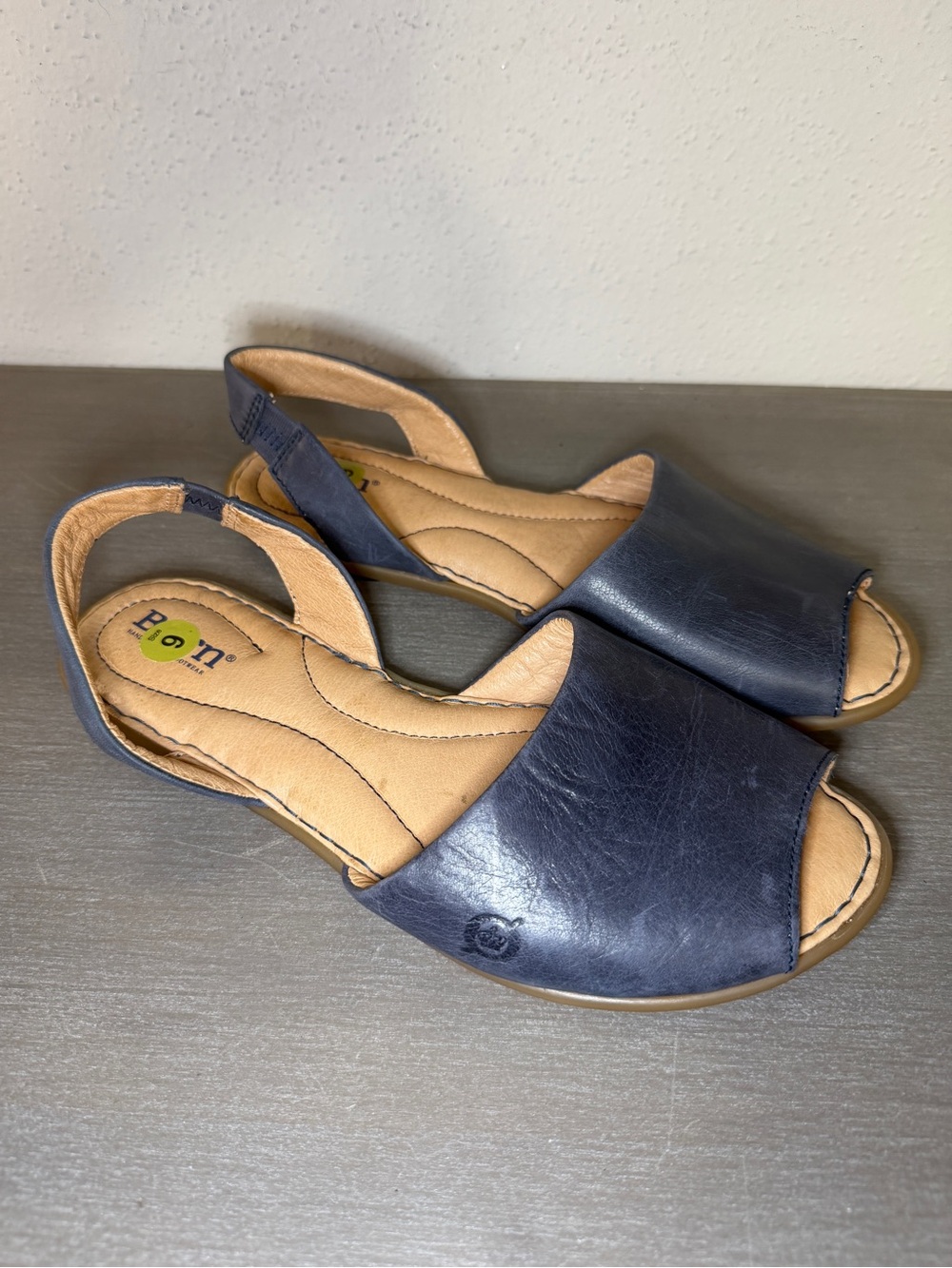 BORN Leather Flats Navy Slingback Sandals Slip On Open Toe Cushion  Size 9 M
